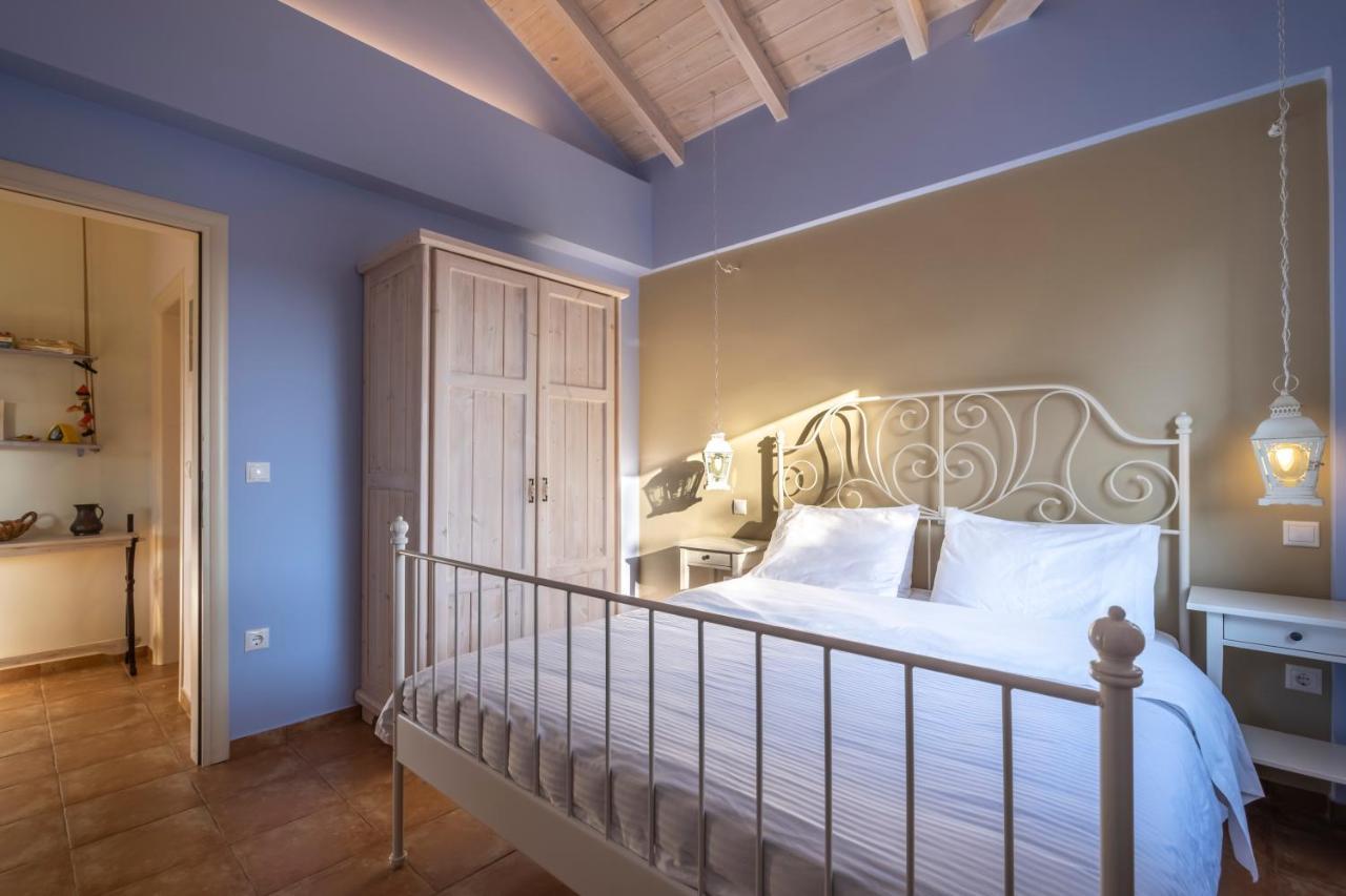 Chamaloni Cottages ฟีนีคุนตา ภายนอก รูปภาพ