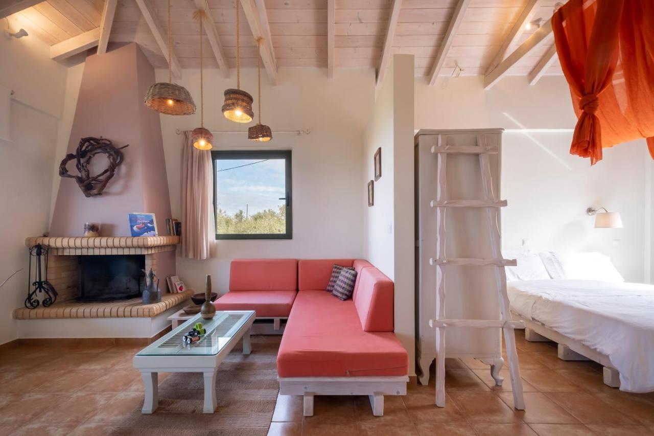 Chamaloni Cottages ฟีนีคุนตา ภายนอก รูปภาพ