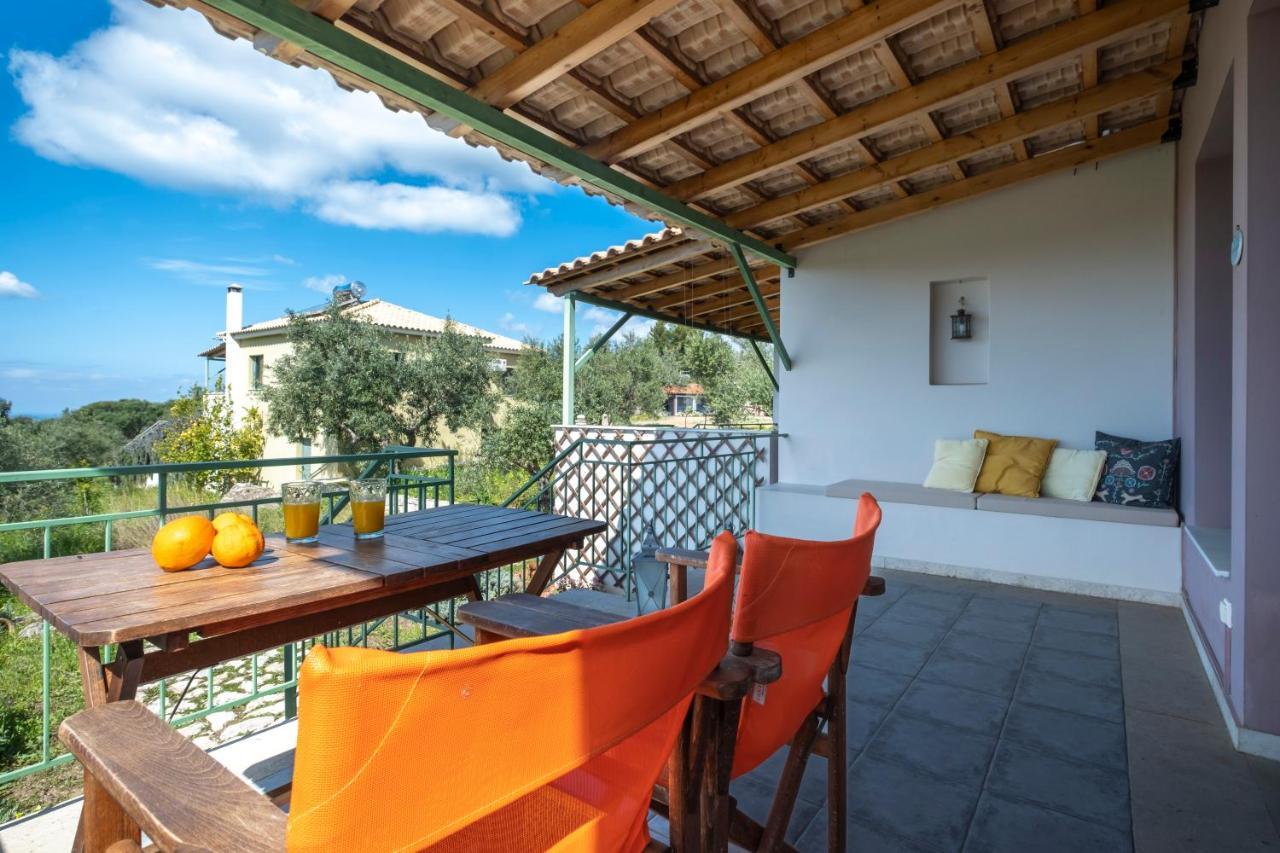 Chamaloni Cottages ฟีนีคุนตา ภายนอก รูปภาพ